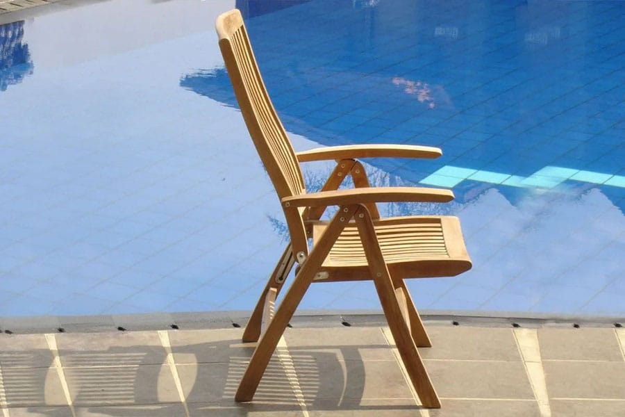 Teak reclining seat