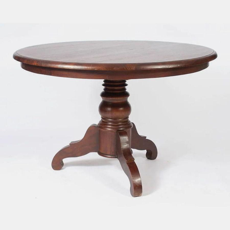Pedestal table
