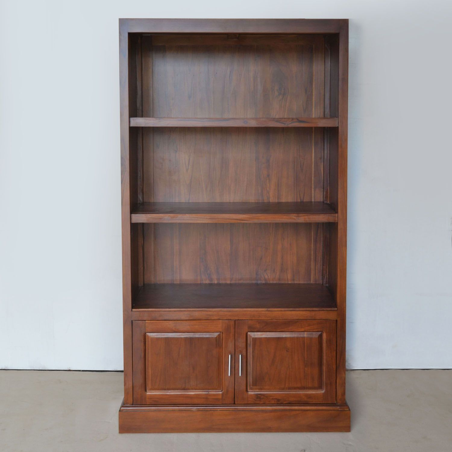Colonial bookcase 2 doors front