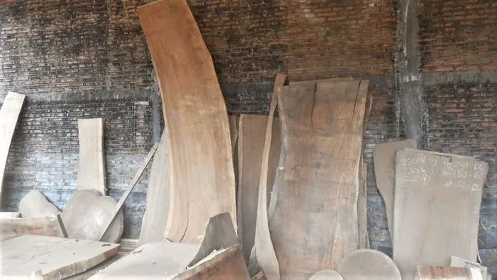 Live edge wood slab top table leaf
